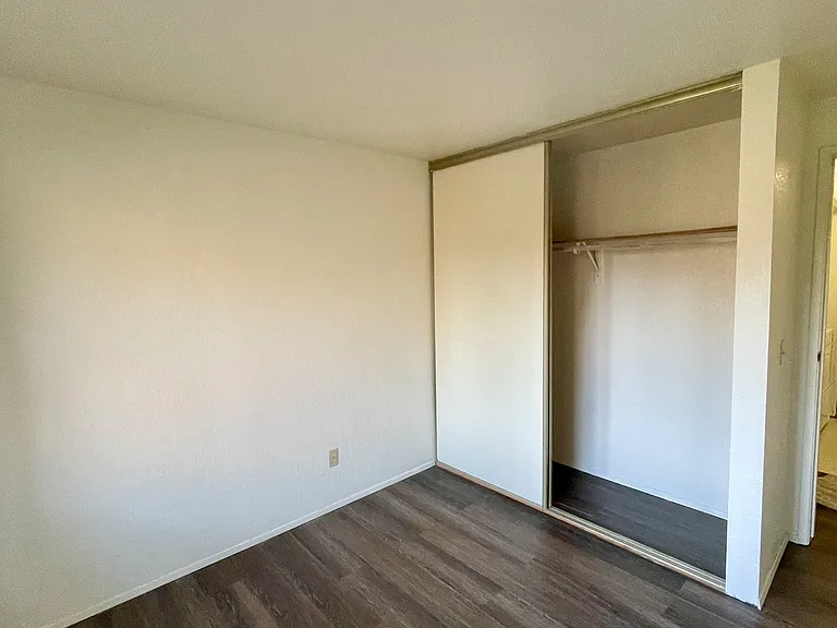 14703 NE 35th St — Photo 21