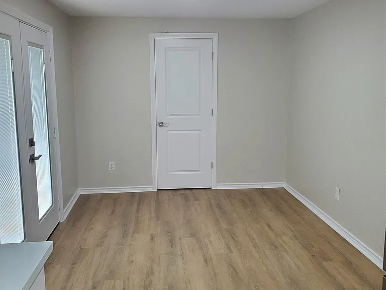 2514 Windswept Dr — Photo 5