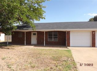 1033 NW 4th St, Hamlin, TX 79520