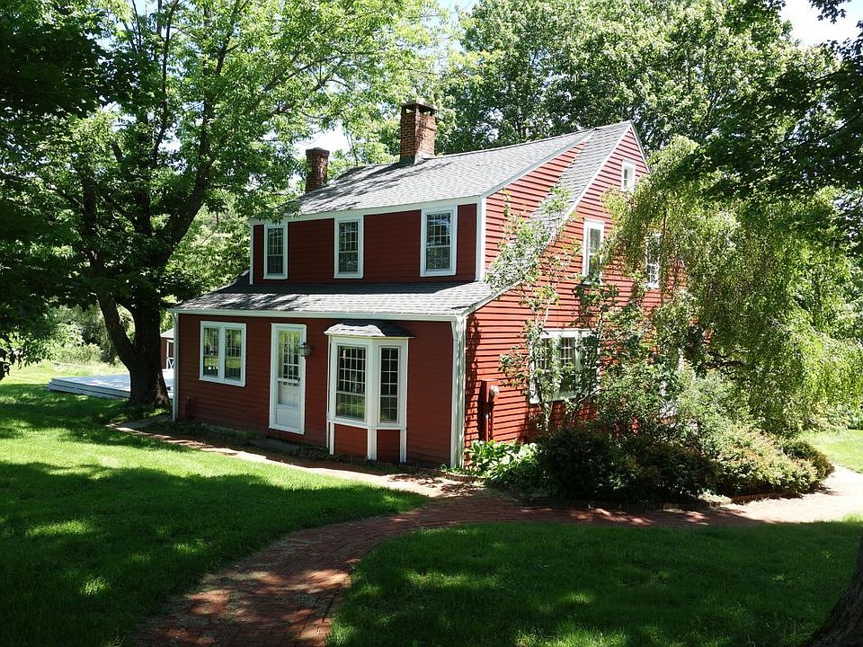 Photo of front of house