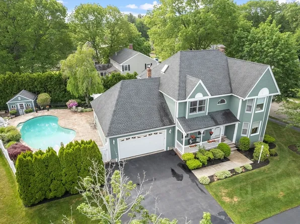 2 Mary Rose Way, Peabody, MA 01960