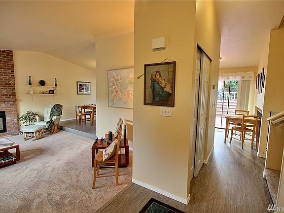 3rd image of 25033 Lake Wilderness Country Club Dr SE #C
