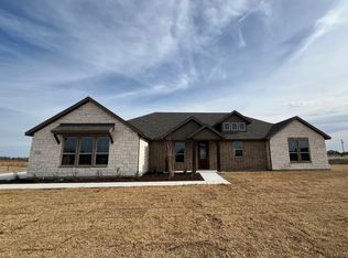 116 Pampas Ct, Decatur, TX 76234