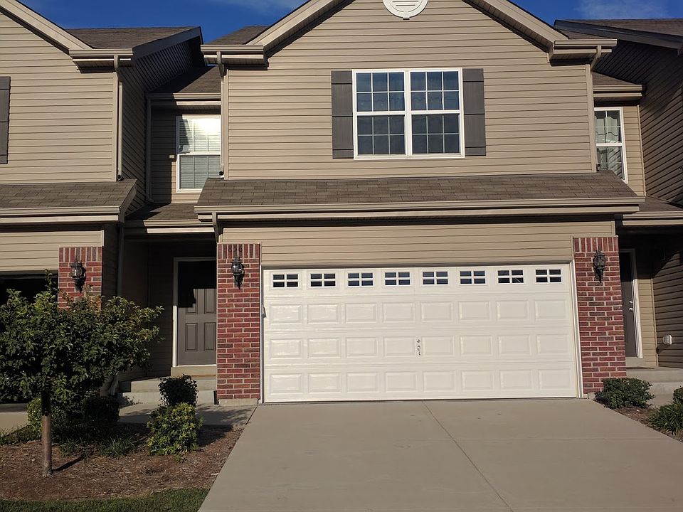 1st image of 856 Harbor Woods Dr