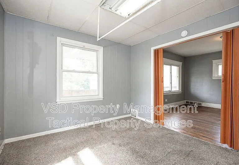 6924 Claasen Ave #UP — Photo 9