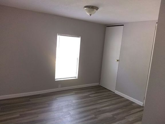 4th image of 11211 E Bay Rd Unit 71