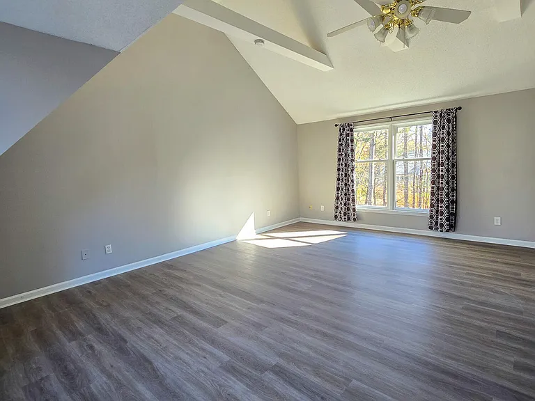 2205 Dungiven Ct — Photo 53