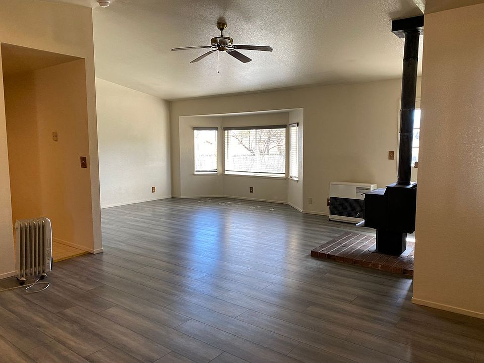 630 Cameron Way, Susanville, CA 96130 Zillow