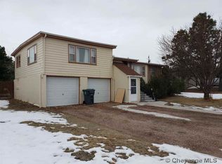 5802 Bourne Pl, Cheyenne, WY 82009