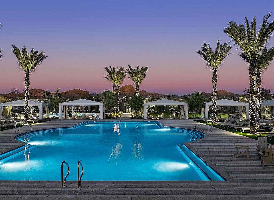 Pool and ramadas