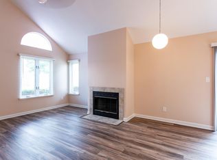 104 Poplar Cir #512, Radcliff, KY 40160