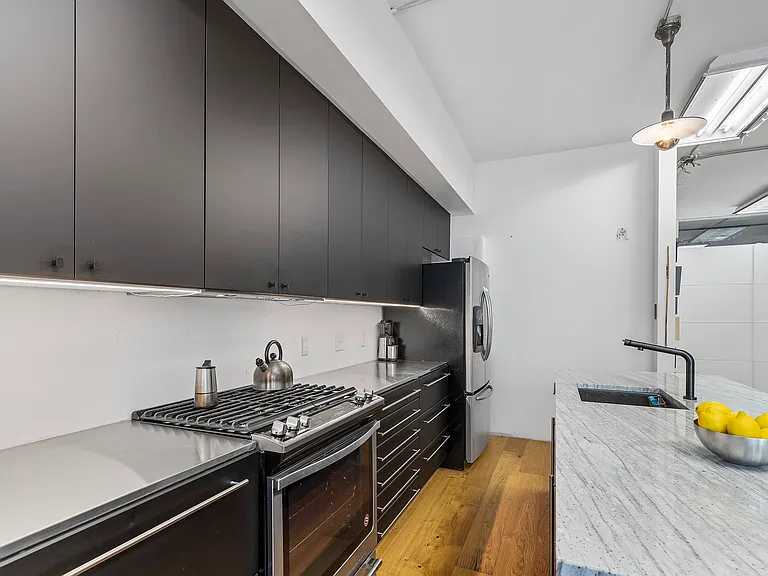 2020 E Fletcher St #1&2 — Photo 44