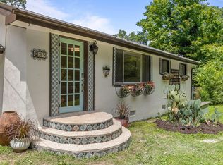 535 E Garden Farm Rd, Rossville, GA 30741