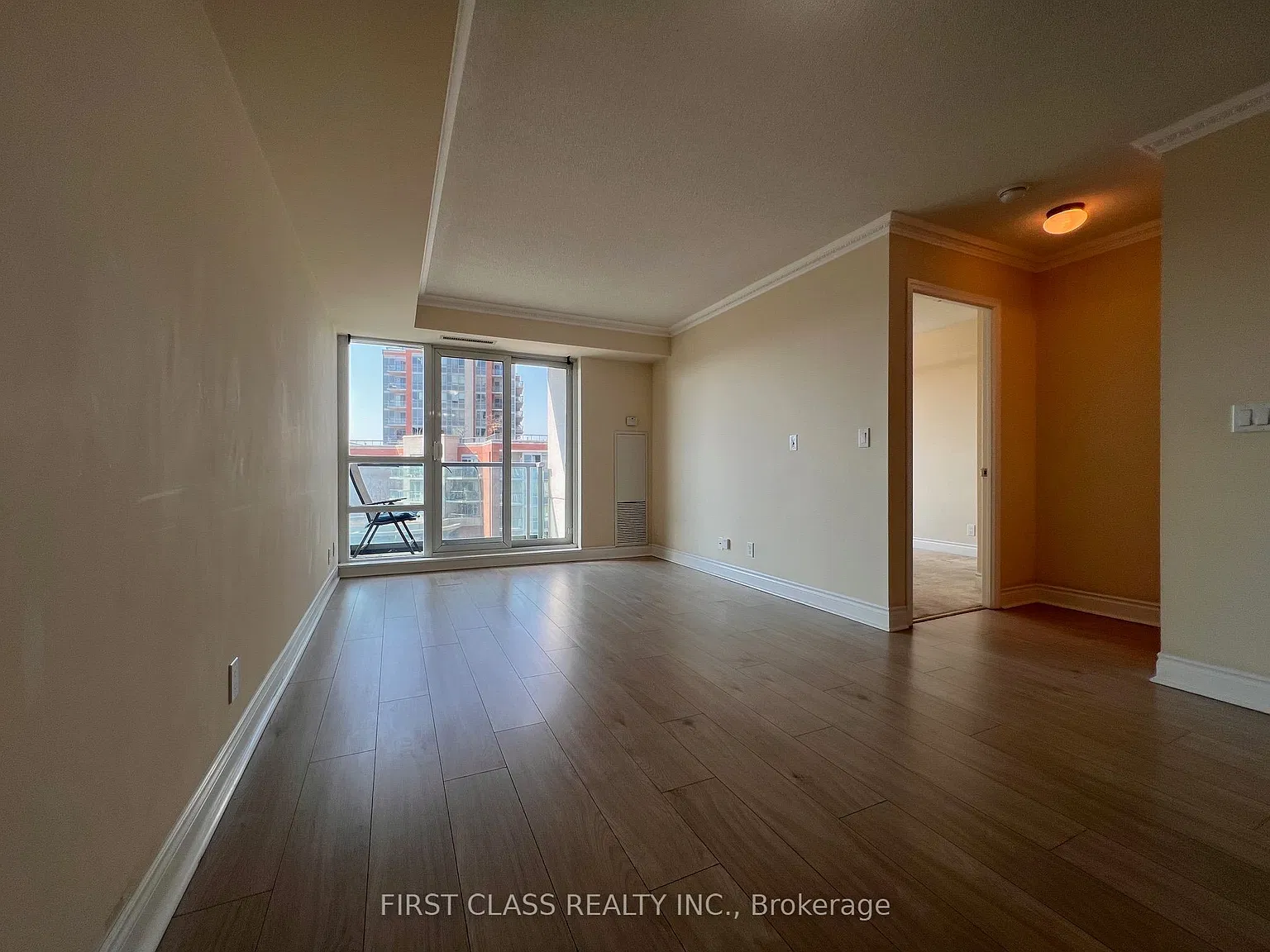 1 bed, $2,200 — Photo 4