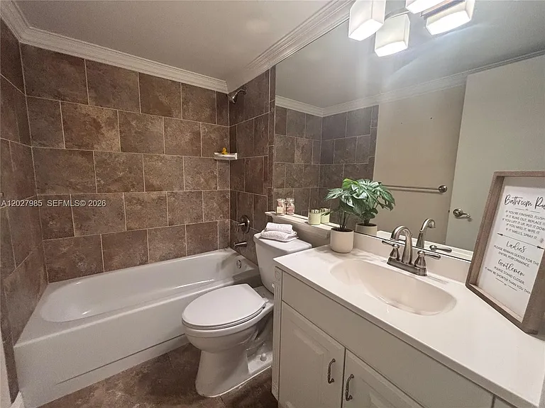 8050 W McNab Rd #212 — Photo 12