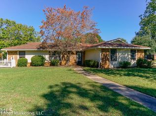 500 Idlewood Dr, Bonaire, GA 31005