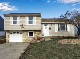 76 W Toulon Dr, Buffalo, NY 14227