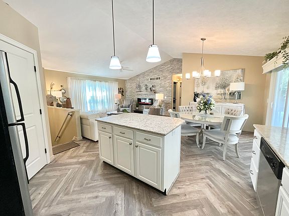 4th image of 875 Bergin Farms Ct SE
