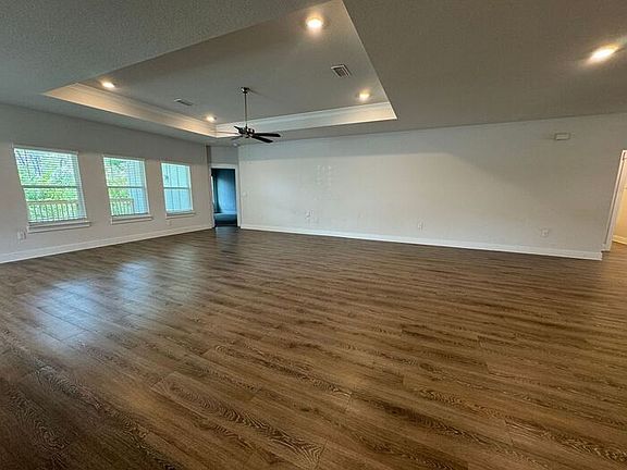5th image of 3273 Southwind Dr