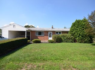 408 Mount Allen Dr, Mechanicsburg, PA 17055
