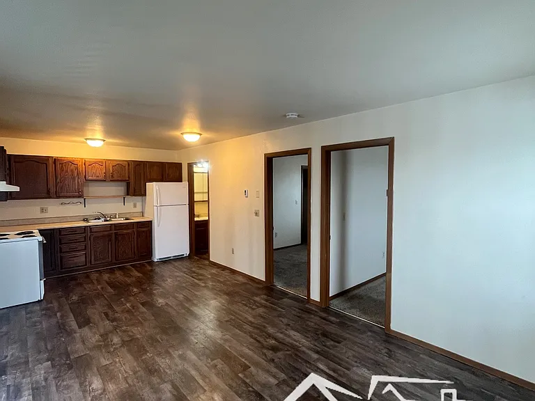 1388 Maricopa Dr #C — Photo 2