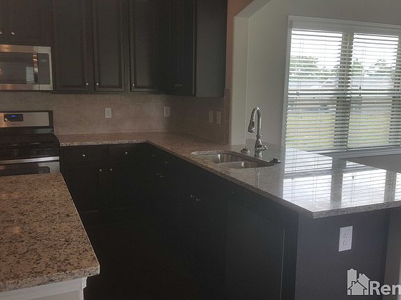 3rd image of 328 Lost Lake Dr