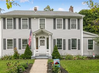 24 Jackson St, Ansonia, CT 06401