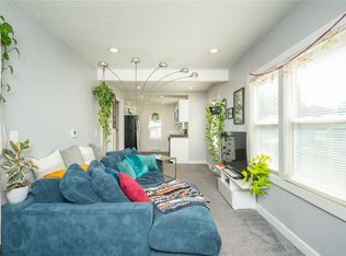 2415 E 39th St, Des Moines, IA 50317