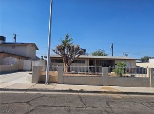 1338 Smoke Tree Ave, Las Vegas, NV 89108