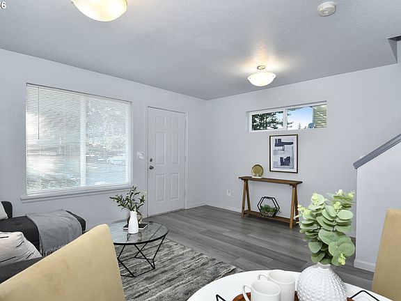 4th image of 2546 SE 111th Ave
