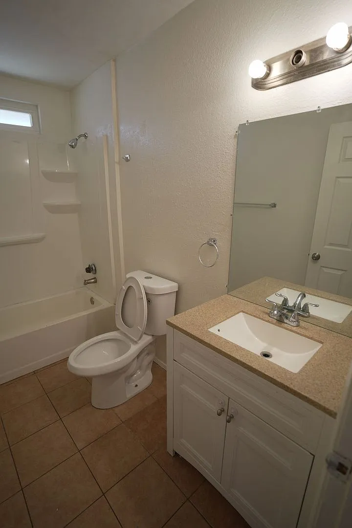 21355 Bear Valley Rd — Photo 4