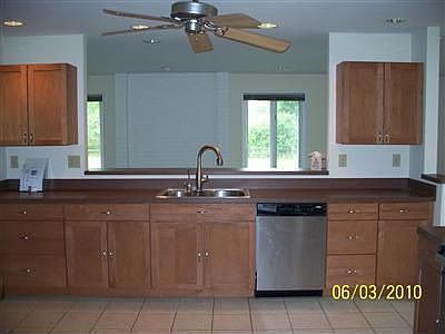 5th image of 341 S Village Dr