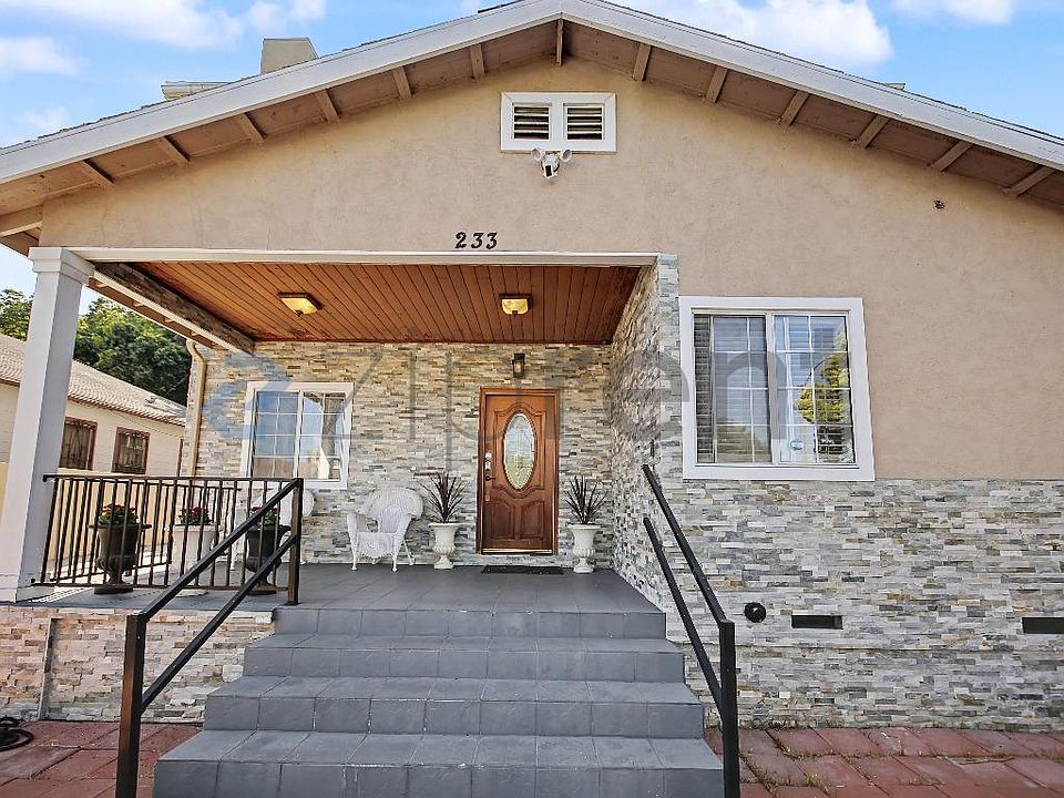1st image of 233 S Benton Way