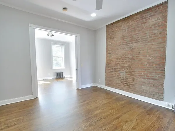 52 Barrow Street image 1 of 4