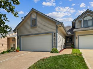 4719 71st St, Urbandale, IA 50322