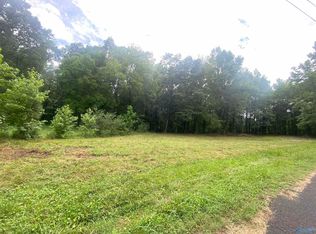 306 Snider Rd, Guntersville, AL 35976