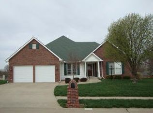 4605 N Heatherwood Dr, Saint Joseph, MO 64506