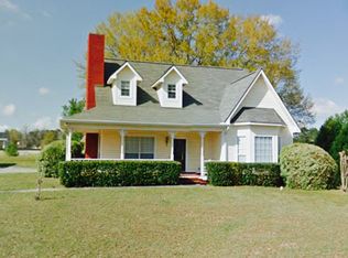 301 Foxmore Dr, Dothan, AL 36305