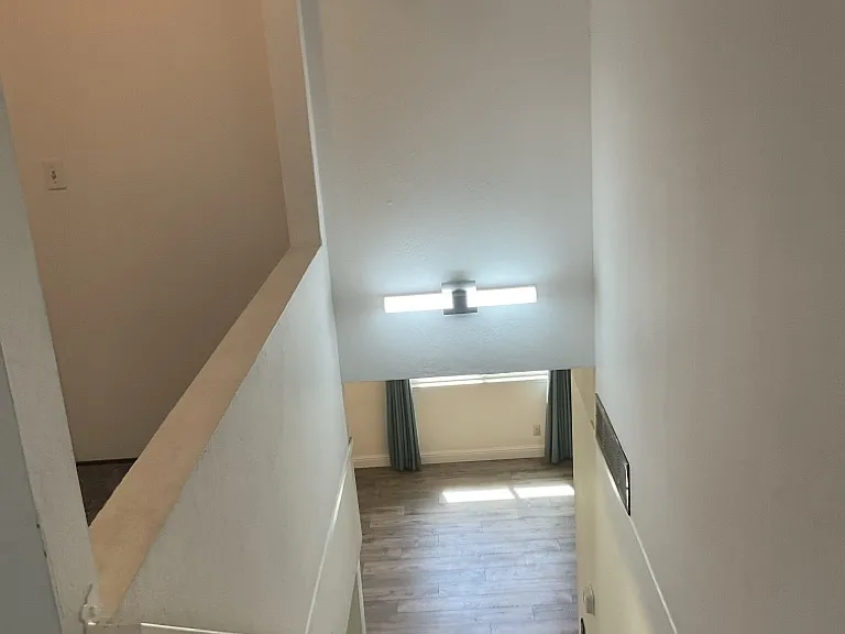 9600 Allegheny Dr — Photo 15