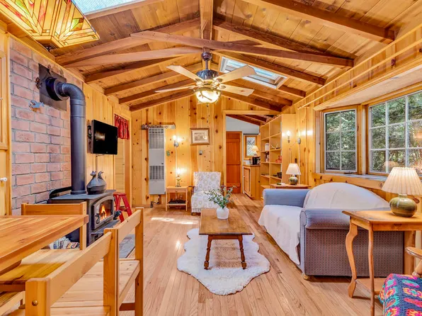 26020 Boulder Dr, Idyllwild, CA 92549