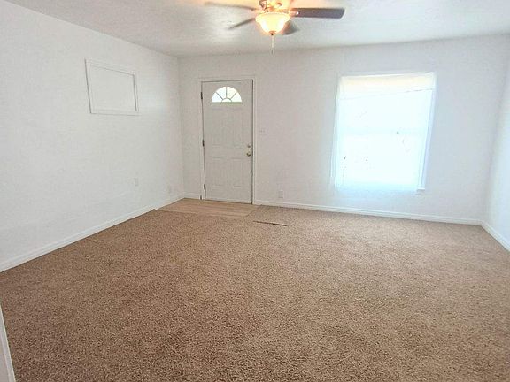 3rd image of 1209 Garland St