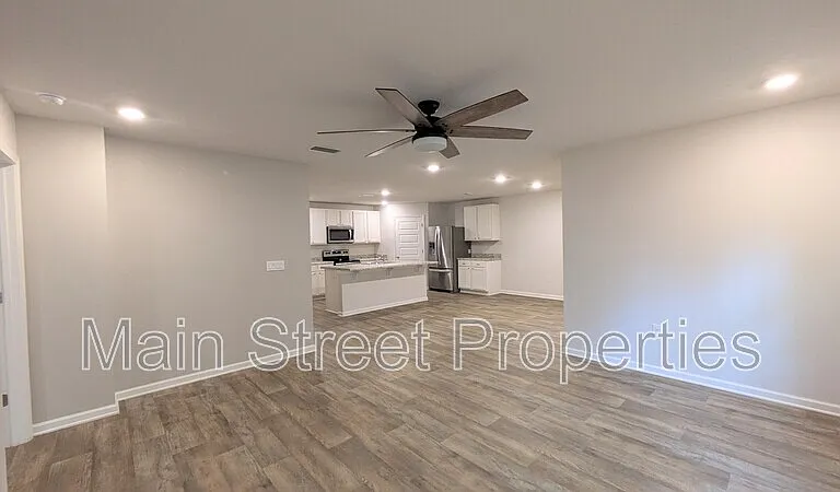 10557 Queens Gate Cir — Photo 24