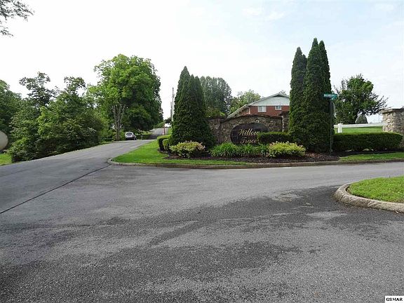 2nd image of 1315 William Holt Dr