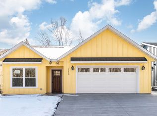 2210 Cottage Hill Cir, Duluth, MN 55811