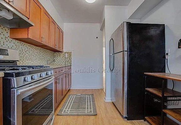 3rd image of 22-03 48th St #3
