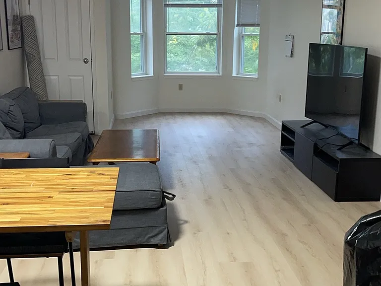30 Franklin St #227 — Photo 10