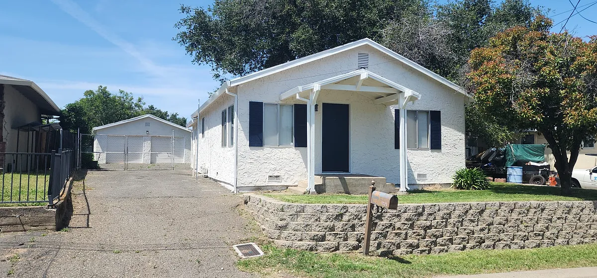 Building Photo - 1025 Enwood Rd