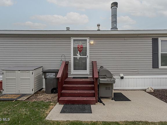 3rd image of 27484 Oregon Rd #86