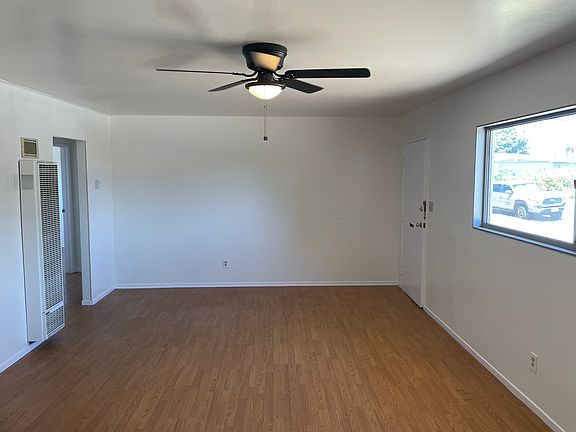 5th image of 3640 Mount Everest Blvd