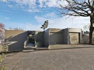 2600 SW Commonwealth Ave, Portland, OR 97201